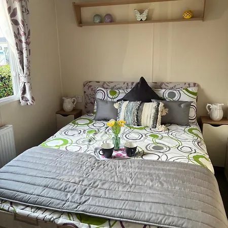 Beech Rise, Primrose Valley, *