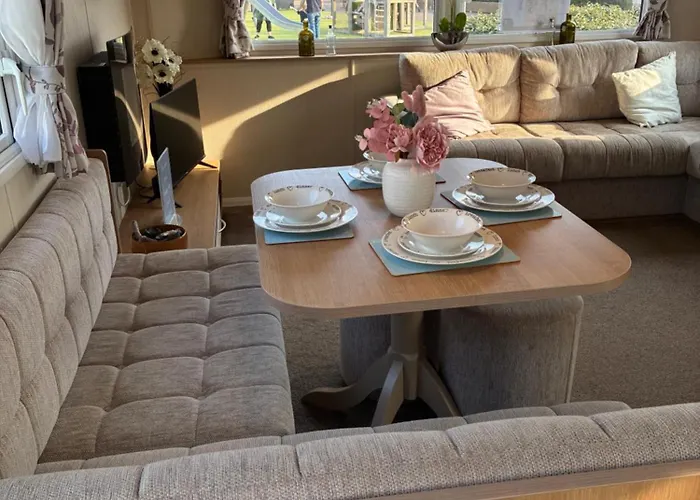 Campsite Beech Rise, Primrose Valley, *