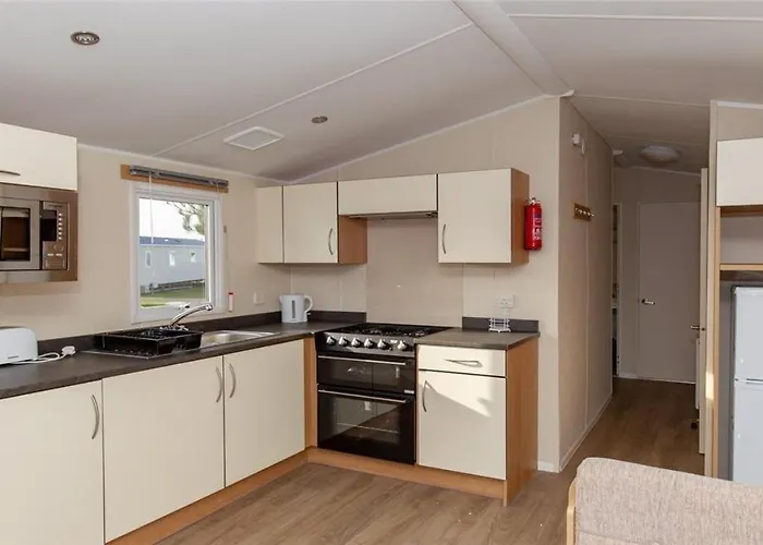 Beech Rise, Primrose Valley, * Filey