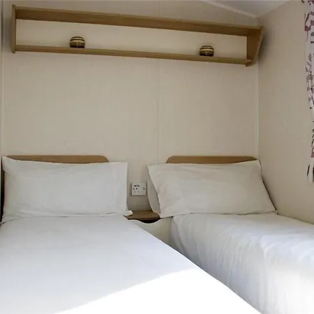 Beech Rise, Primrose Valley, 营地 *